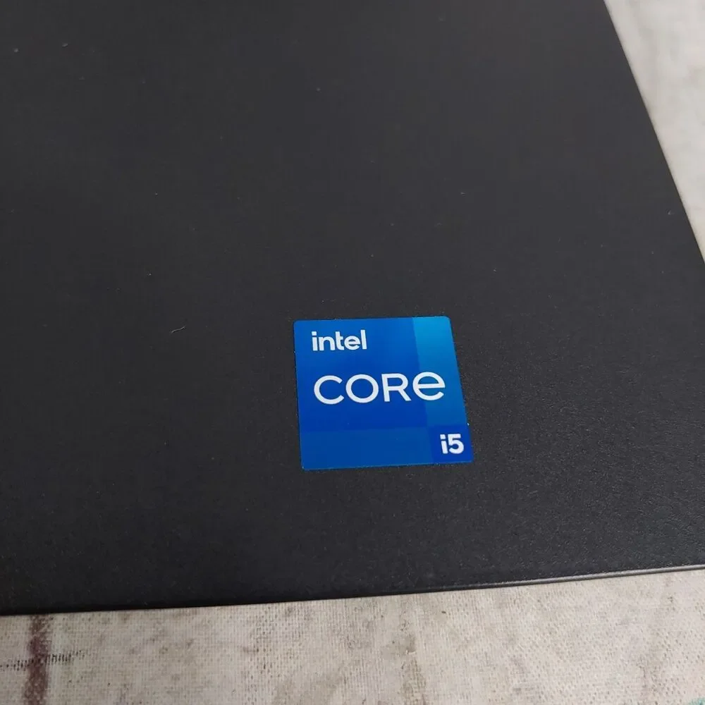 Dell Inspiron 15 3520 Win 11 Core i5-1235U 1.3GHz 16GB RAM - 1TB M.2 NVME 15.6